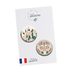 Boho_butterfly_-_Fleurs_+_Papillon_-_Lot_de_2_badges__129-removebg-preview