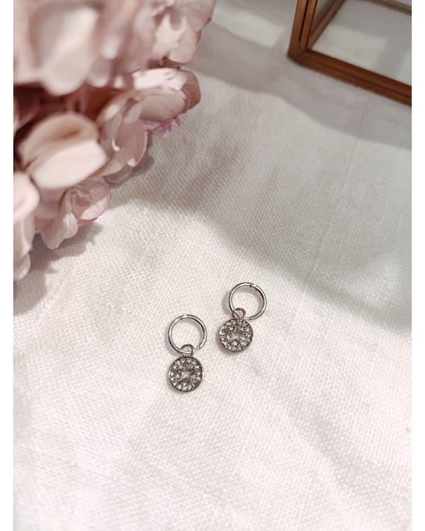 Boucle D'Oreille Mini Créole étoile Strass Argentée